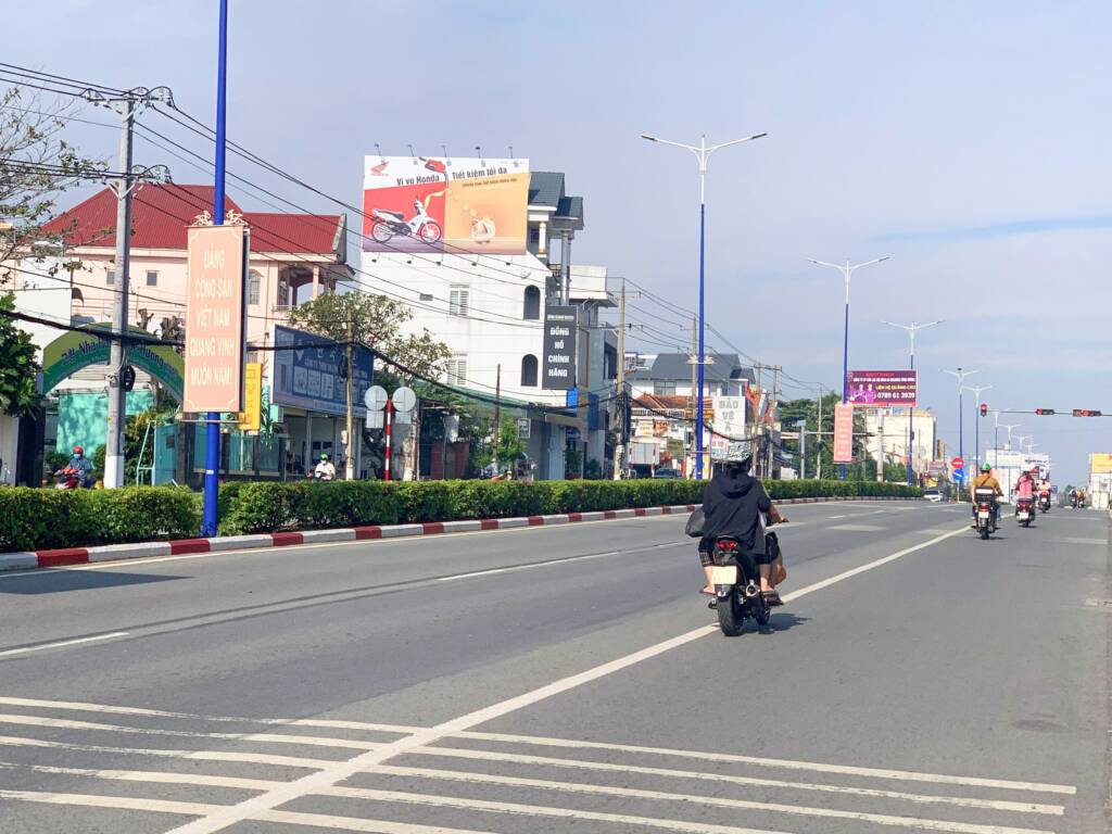 NGÃ TƯ LÊ HỒNG PHONG - QUỐC LỘ 13