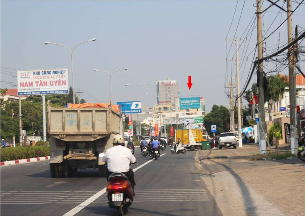 NGÃ TƯ PHÚ LỢI