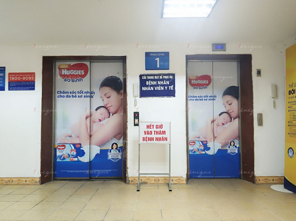 Dịch vụ quảng cáo dán cửa thang máy TpHCM