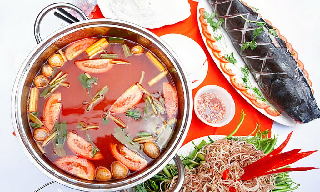 Lẩu cá lăng Buôn Ma Thuột