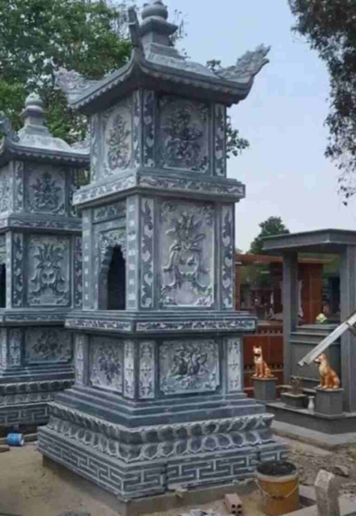 Mau-mo-thap-da-co-kinh-duoc-lam-tu-da-nguyen-khoi-mang-mau-xanh-den-dep-tham-my-1-1-707x1024