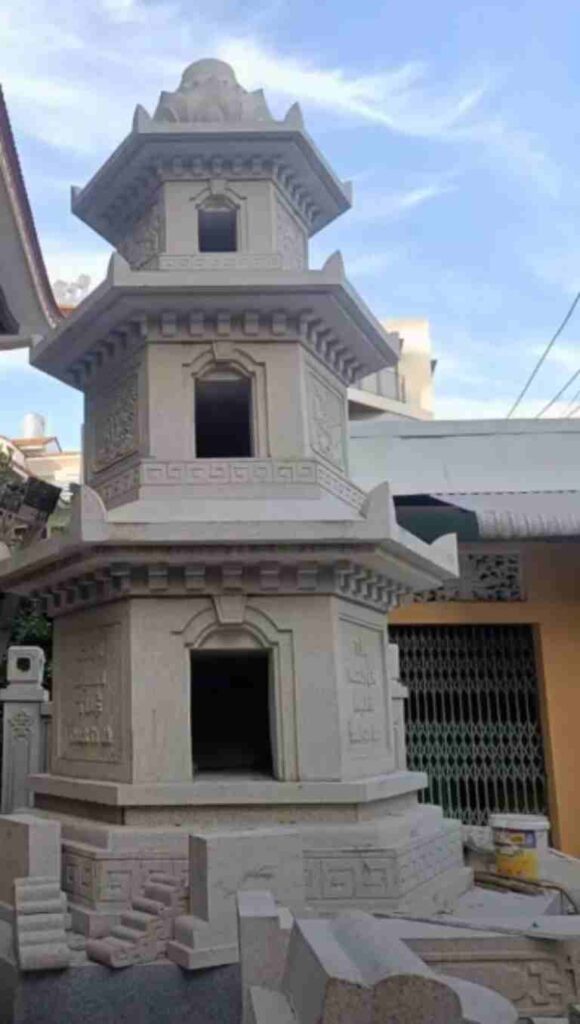 Mau-mo-thap-da-duoc-che-tac-tu-cac-khoi-da-nguyen-khoi-tu-nhien-co-chat-luong-cao-nhat--580x1024